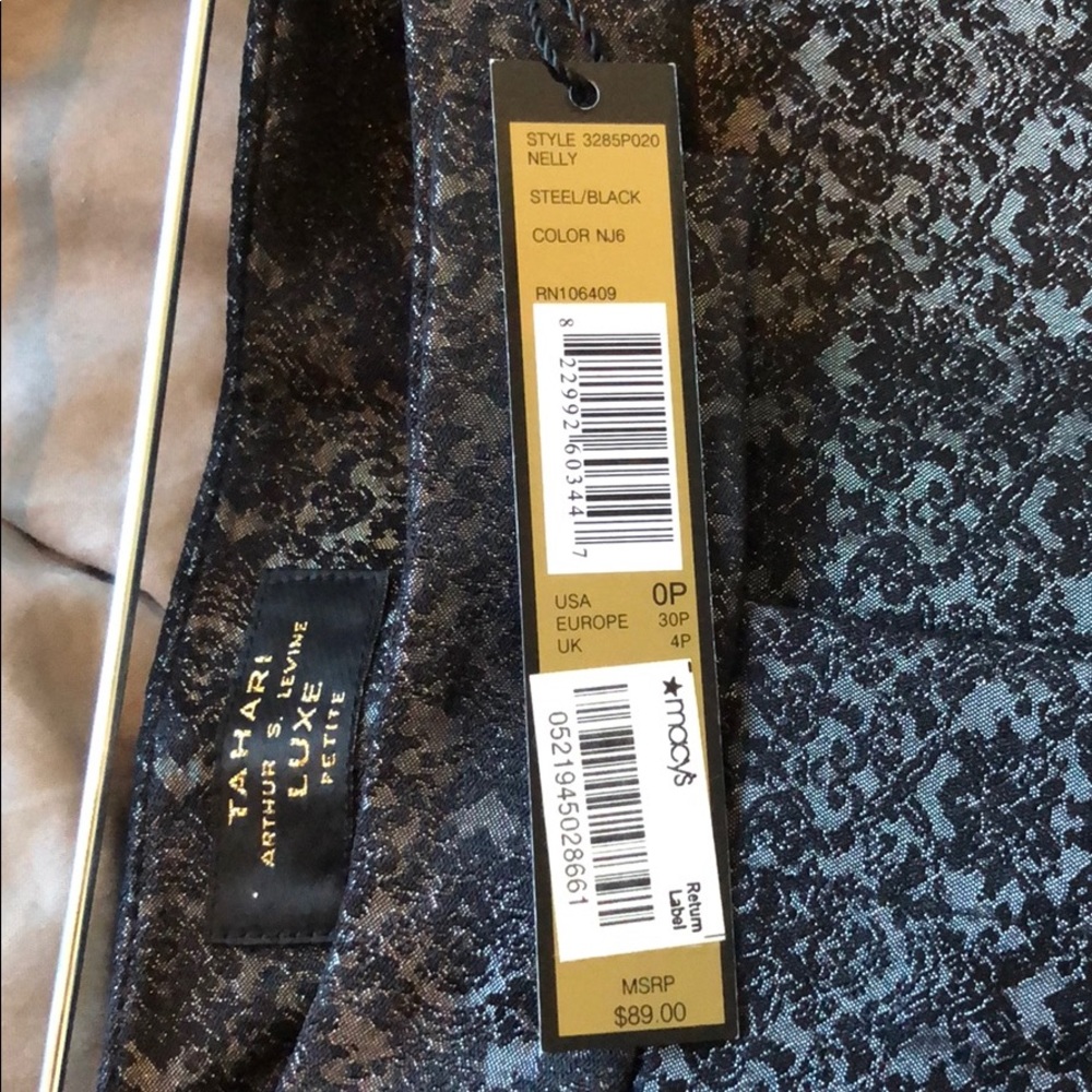 NWT Tahari Arthur S. Levine luxe petite slacks